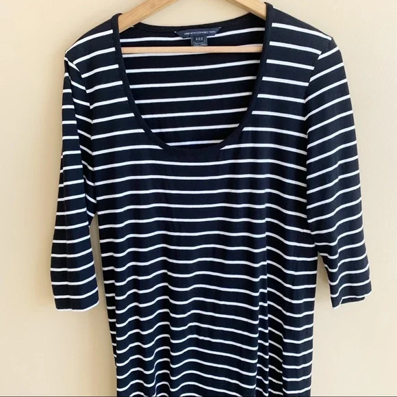 FRENCH CONNECTION black stripe jersey dress scoop neckline 3/4 sleeve RELISTED - Picture 3 of 9